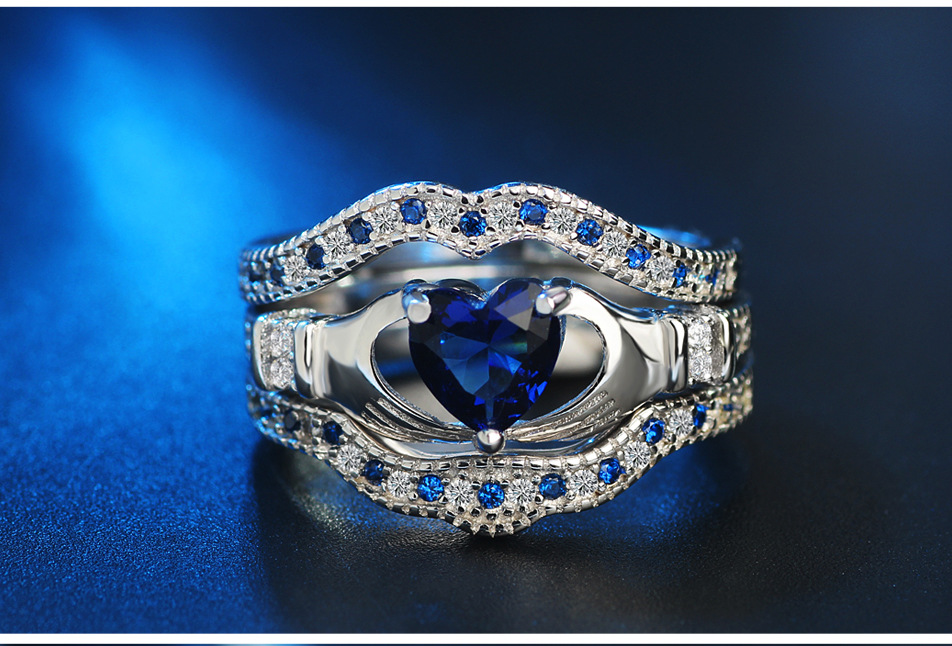 Geometric Love Ring – Micro-Inlaid Zircon Statement Jewelry