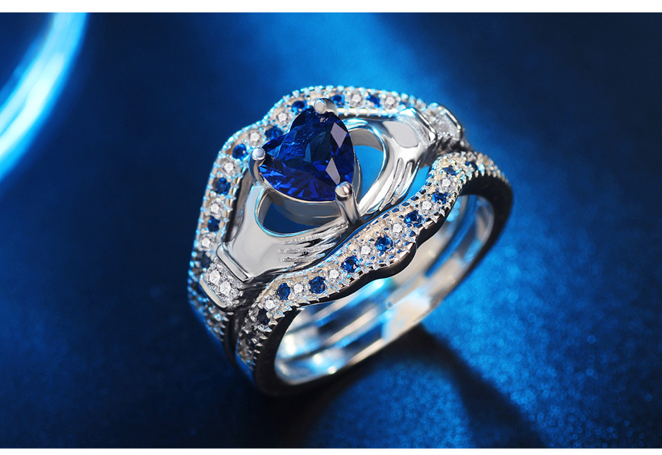 Geometric Love Ring – Micro-Inlaid Zircon Statement Jewelry