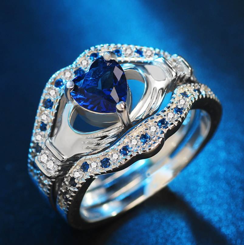Geometric Love Ring – Micro-Inlaid Zircon Statement Jewelry